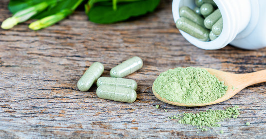 Moringa Capsules: Benefits, Side Effects & Risks